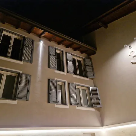 Antico Giardino - Lory Lejlighed